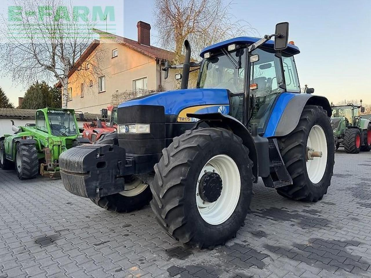 New Holland tm175 powercommand - Трактор: слика 1 New Holland tm175 powercommand - Трактор: слика 1