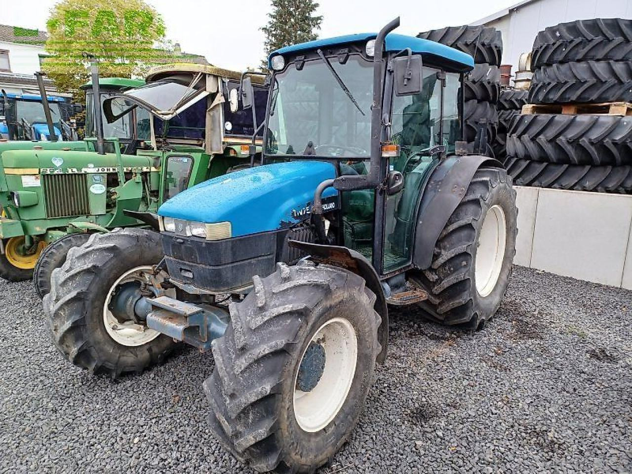 New Holland tn 75 s S - Трактор: слика 1 New Holland tn 75 s S - Трактор: слика 1