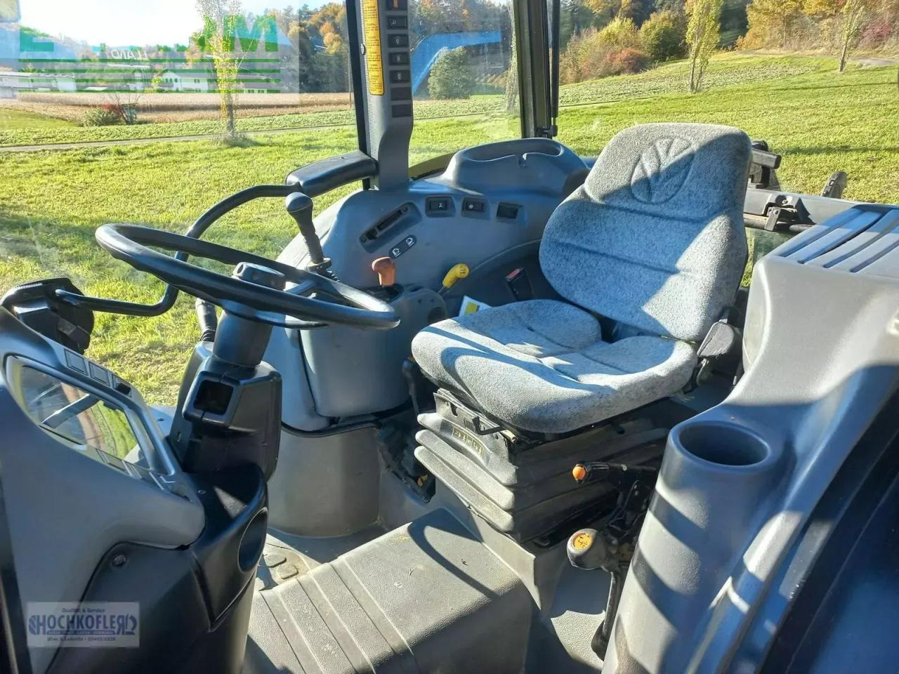 New Holland tn-d 70 a D - Трактор: слика 4 New Holland tn-d 70 a D - Трактор: слика 4