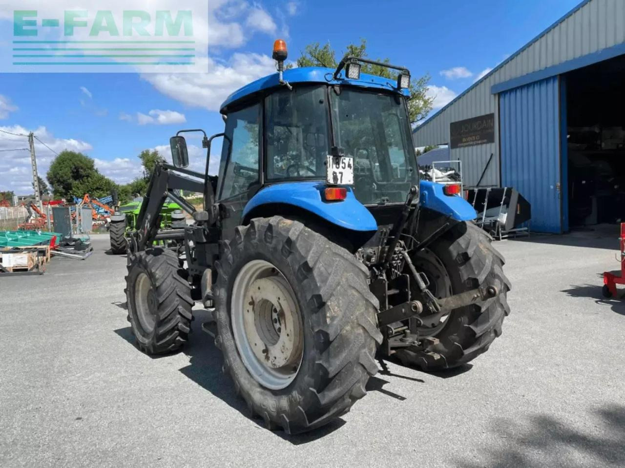New Holland tracteur agricole td85d new holland D - Трактор: слика 2 New Holland tracteur agricole td85d new holland D - Трактор: слика 2