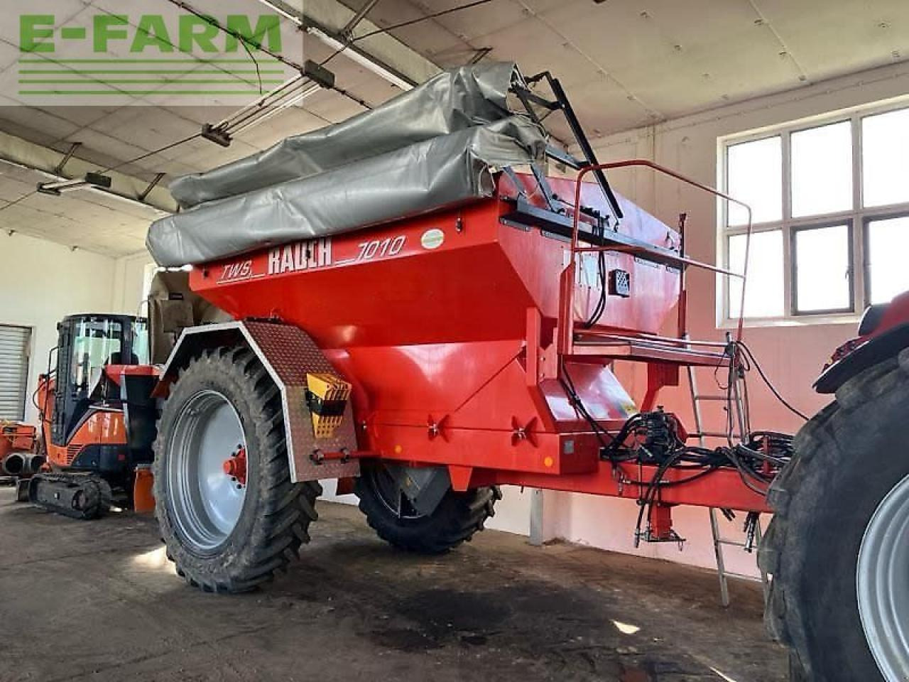 Rauch gebr. tws h7010 + axis ht 50.1 - Распрскувач на вештачко ѓубриво: слика 2 Rauch gebr. tws h7010 + axis ht 50.1 - Распрскувач на вештачко ѓубриво: слика 2