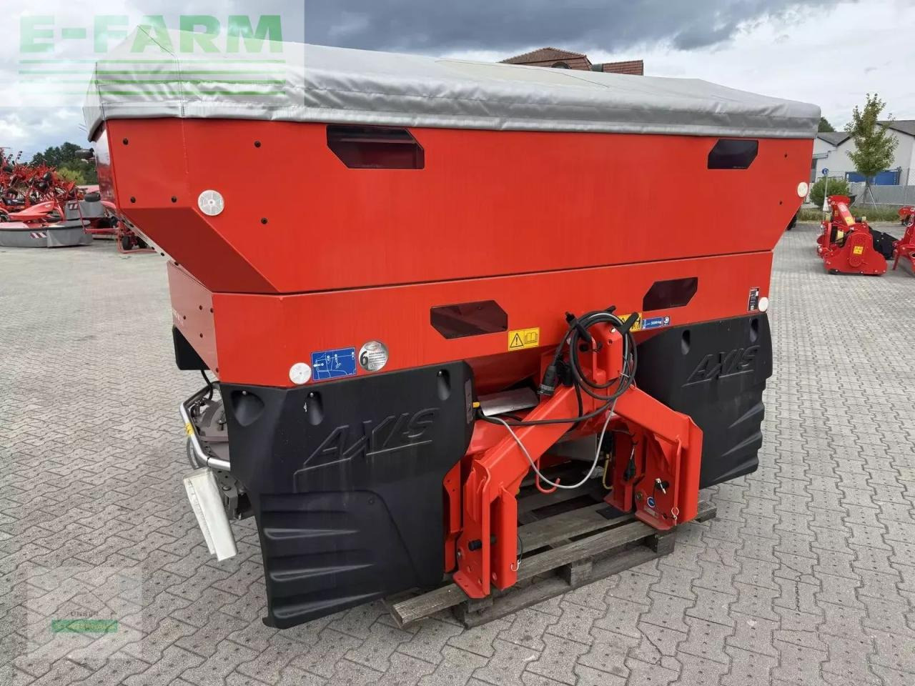 Rauch m 30.2 emc+w isobus - Распрскувач на вештачко ѓубриво: слика 4 Rauch m 30.2 emc+w isobus - Распрскувач на вештачко ѓубриво: слика 4
