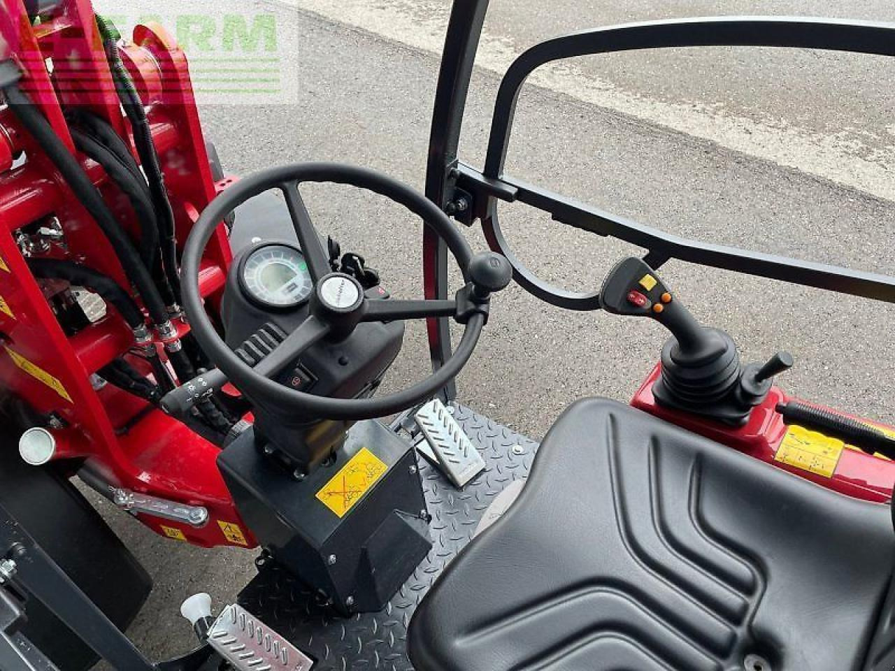 Schäffer 2630 - hubhöhe 311cm, stvzo, kardanwelle - Мини багер: слика 4 Schäffer 2630 - hubhöhe 311cm, stvzo, kardanwelle - Мини багер: слика 4