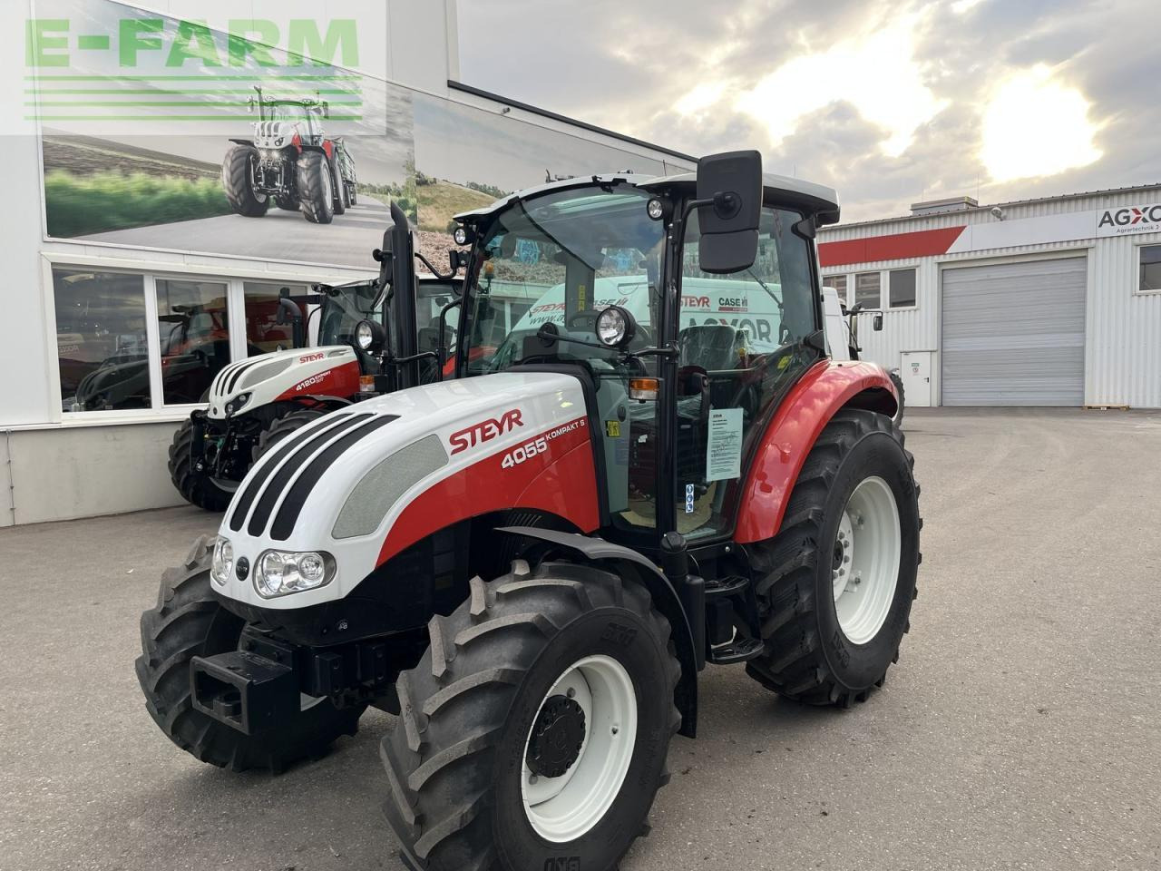 Steyr 4055 kompakt s (stage v) S - Трактор: слика 1 Steyr 4055 kompakt s (stage v) S - Трактор: слика 1