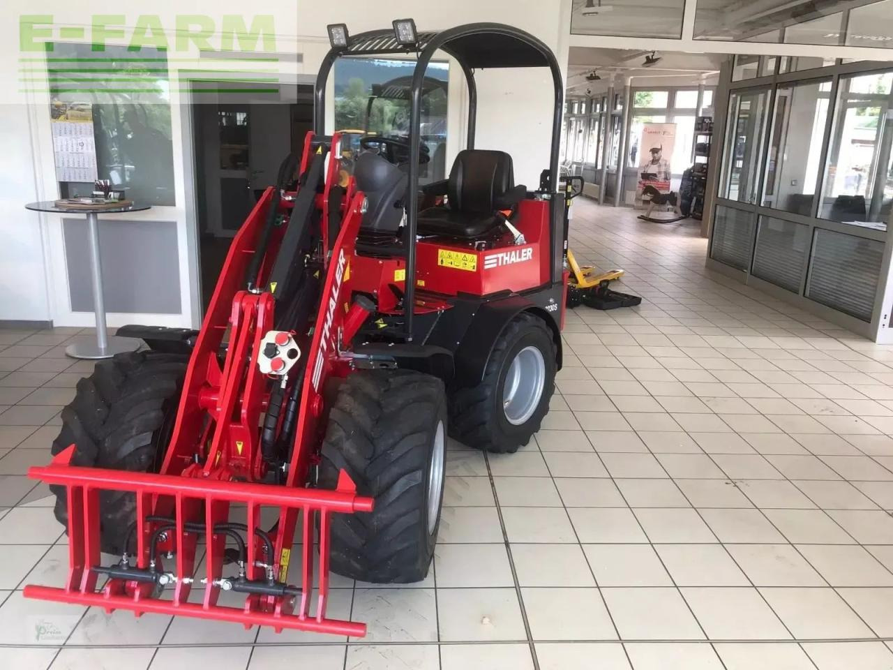 Thaler 2230 s - Натоварувач на тркала: слика 1 Thaler 2230 s - Натоварувач на тркала: слика 1