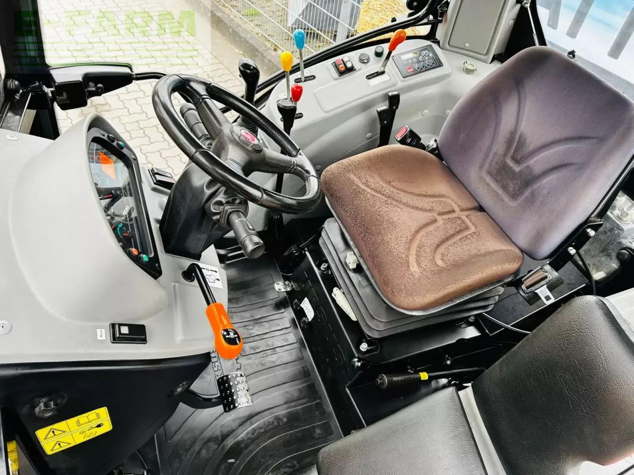 Трактор Ursus c-380: слика 6