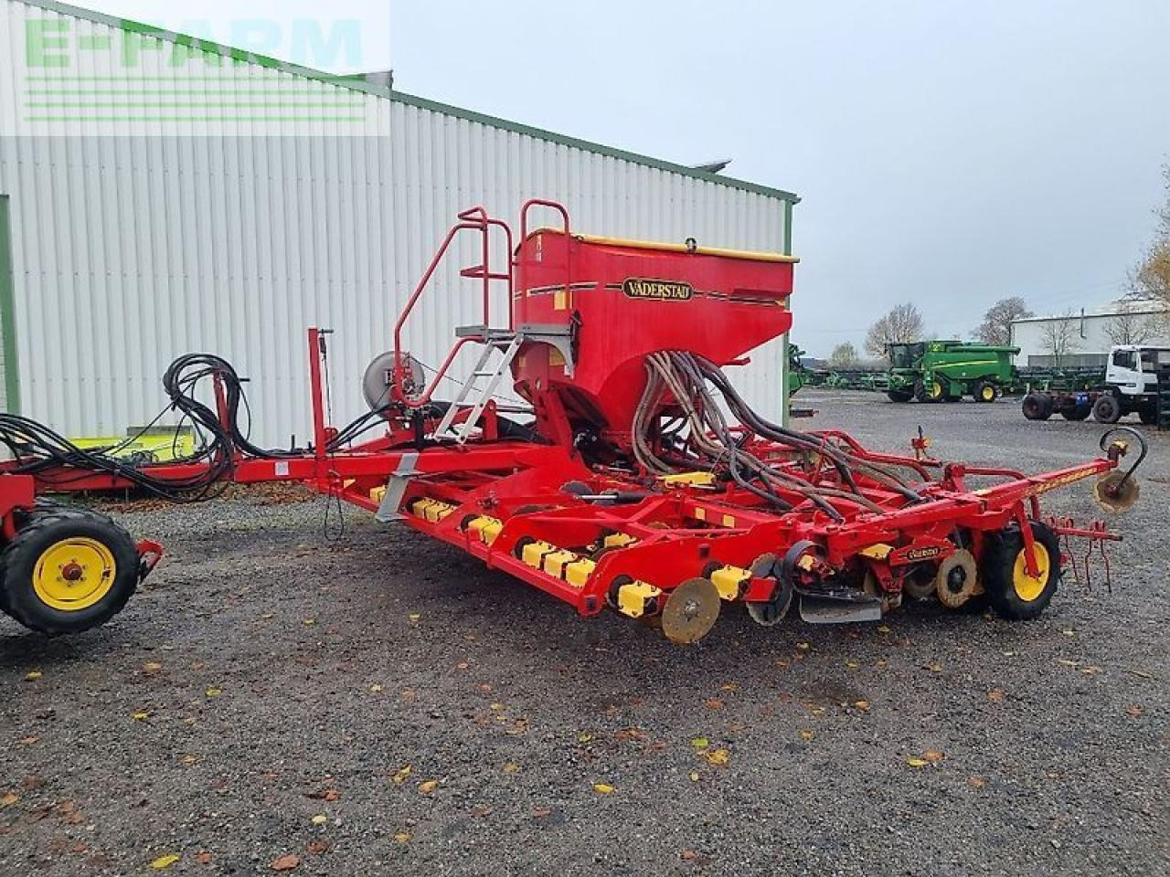 Väderstad rapid a 600 s - Семенска дупчалка: слика 1 Väderstad rapid a 600 s - Семенска дупчалка: слика 1