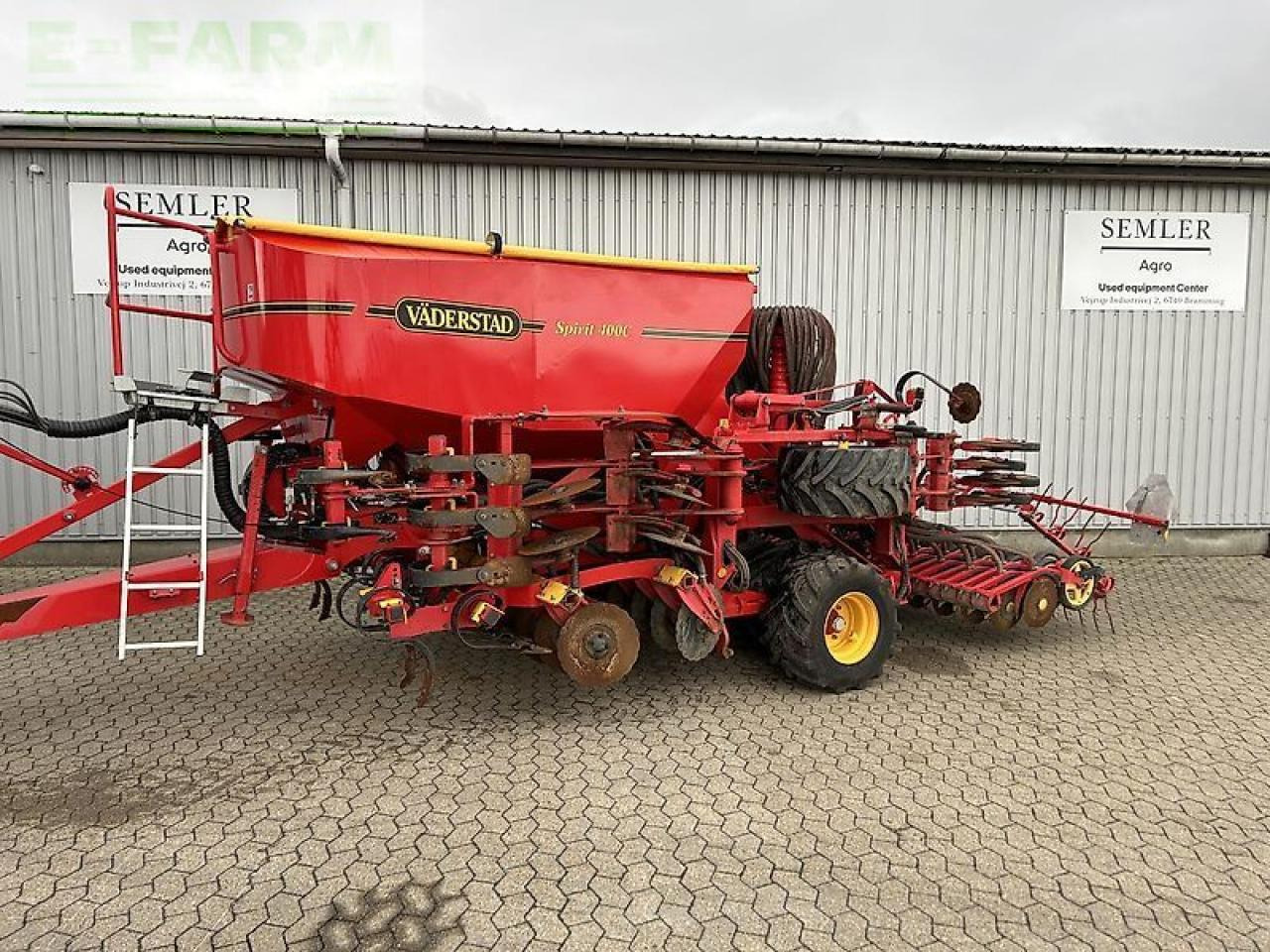 Väderstad spirit 400c - Семенска дупчалка: слика 1 Väderstad spirit 400c - Семенска дупчалка: слика 1