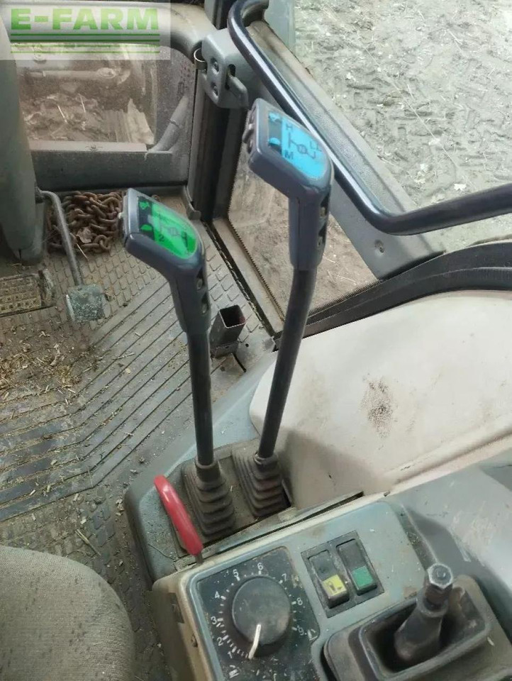 Valtra 8050 hitech HiTech - Трактор: слика 5 Valtra 8050 hitech HiTech - Трактор: слика 5