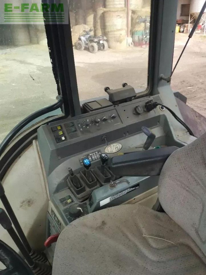 Valtra 8050 hitech HiTech - Трактор: слика 3 Valtra 8050 hitech HiTech - Трактор: слика 3