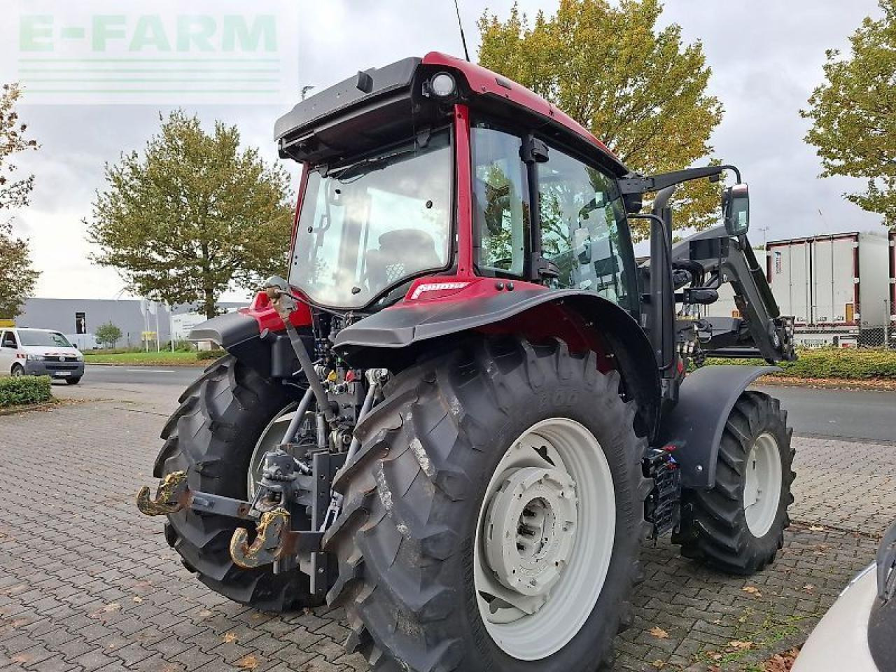Трактор Valtra a95 hi-tech: слика 6