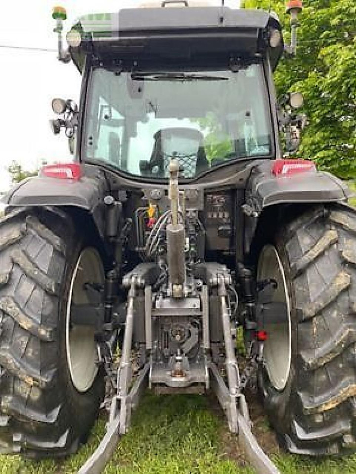 Трактор Valtra g125v: слика 7
