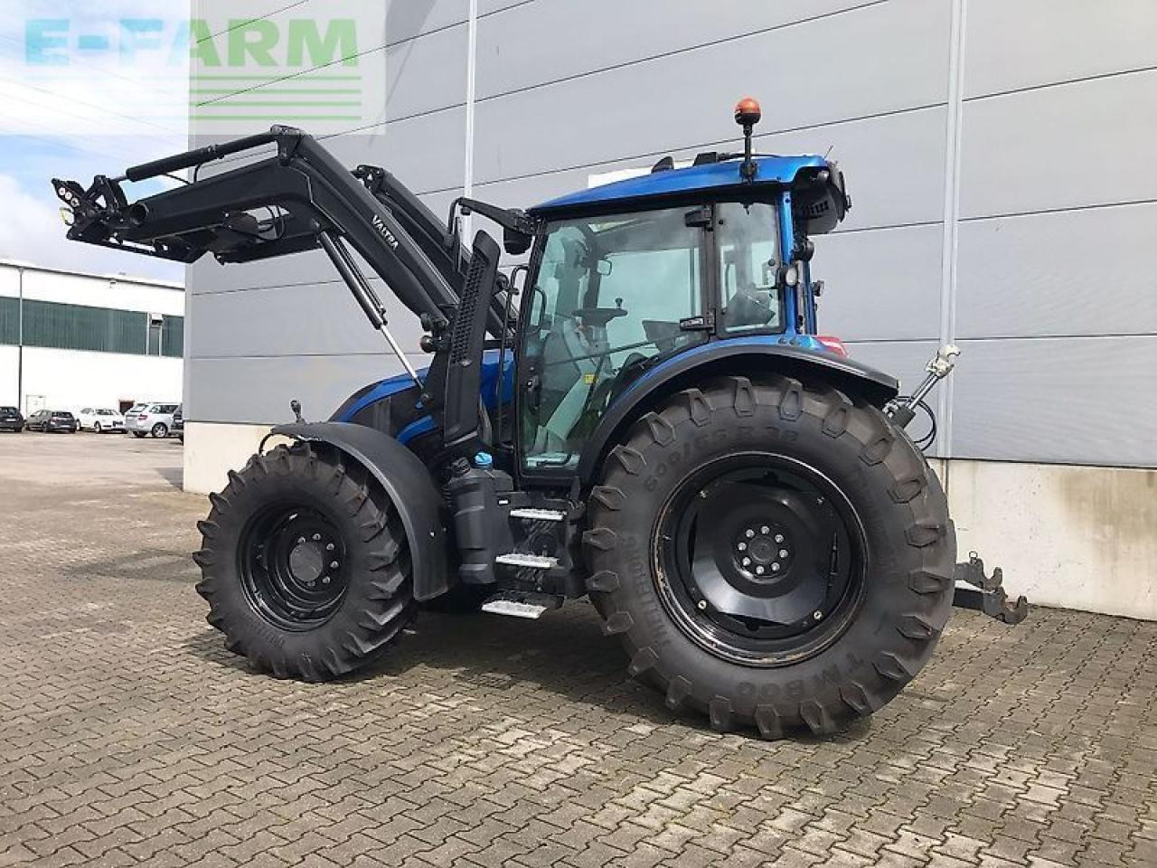 Valtra g135 - Трактор: слика 3 Valtra g135 - Трактор: слика 3