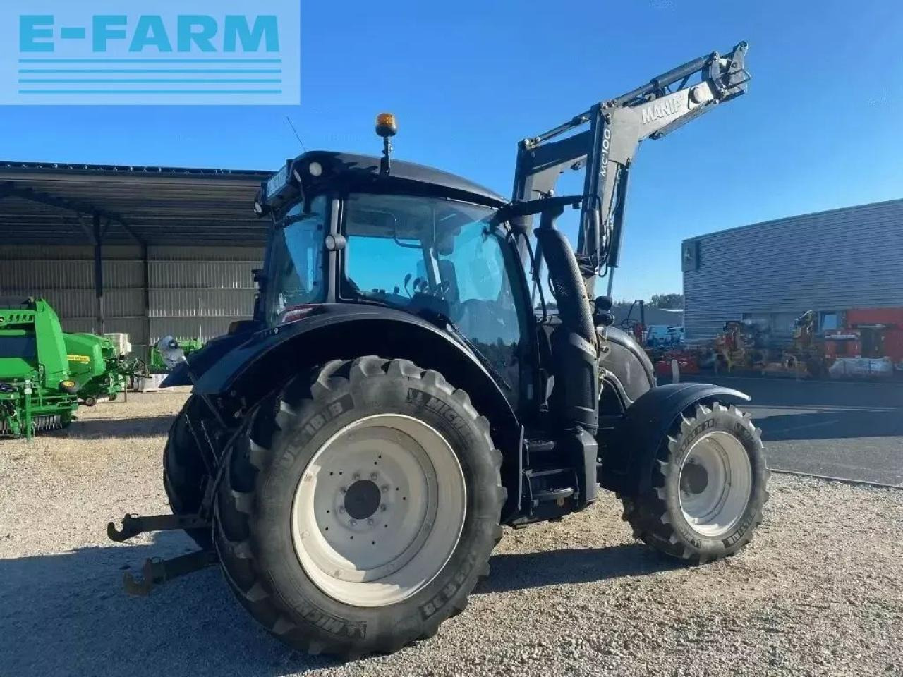 Valtra n 134 hitech 5 HiTech - Трактор: слика 3 Valtra n 134 hitech 5 HiTech - Трактор: слика 3