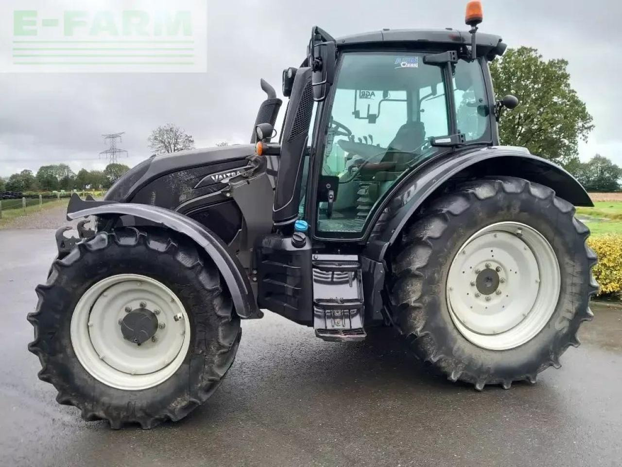 Valtra n 134 hitech HiTech - Трактор: слика 3 Valtra n 134 hitech HiTech - Трактор: слика 3
