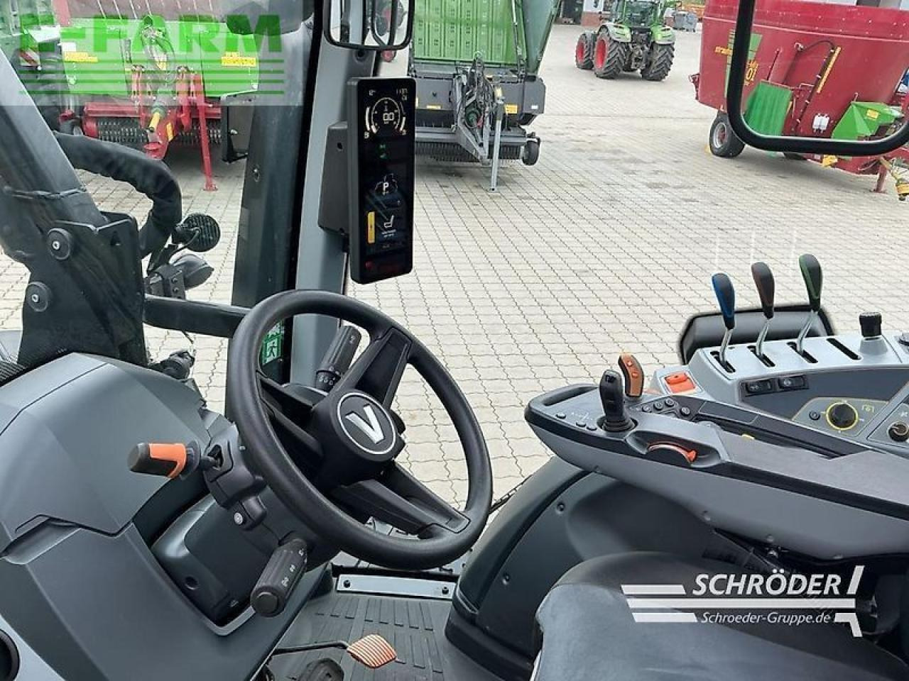 Valtra n 175 a - Трактор: слика 2 Valtra n 175 a - Трактор: слика 2