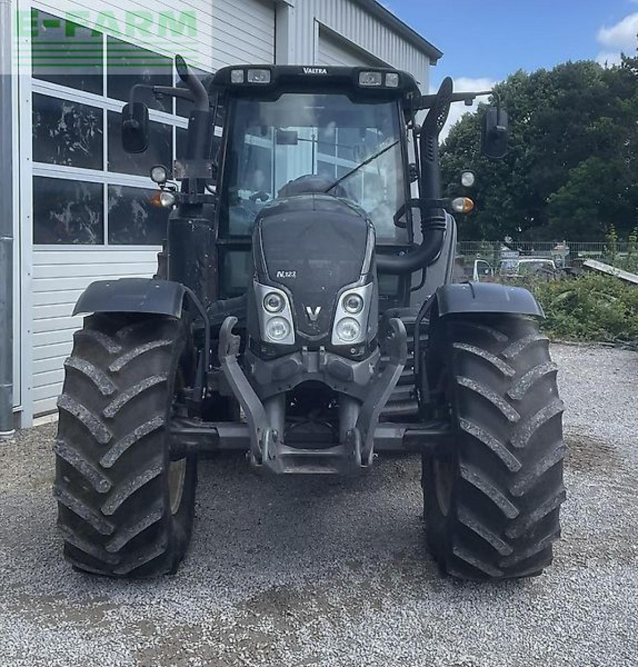 Valtra n123 - Трактор: слика 2 Valtra n123 - Трактор: слика 2