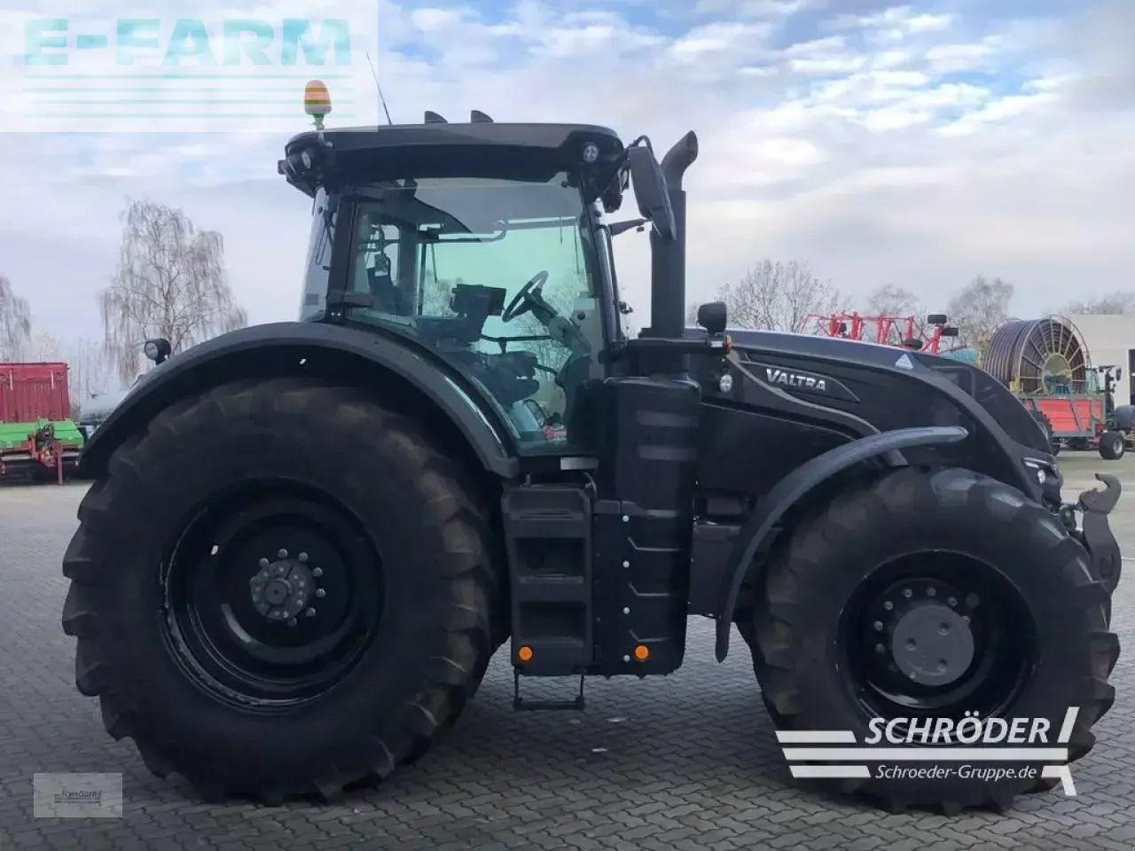 Valtra s 324 smarttouch | fzw | gps | rüfa - Трактор: слика 3 Valtra s 324 smarttouch | fzw | gps | rüfa - Трактор: слика 3