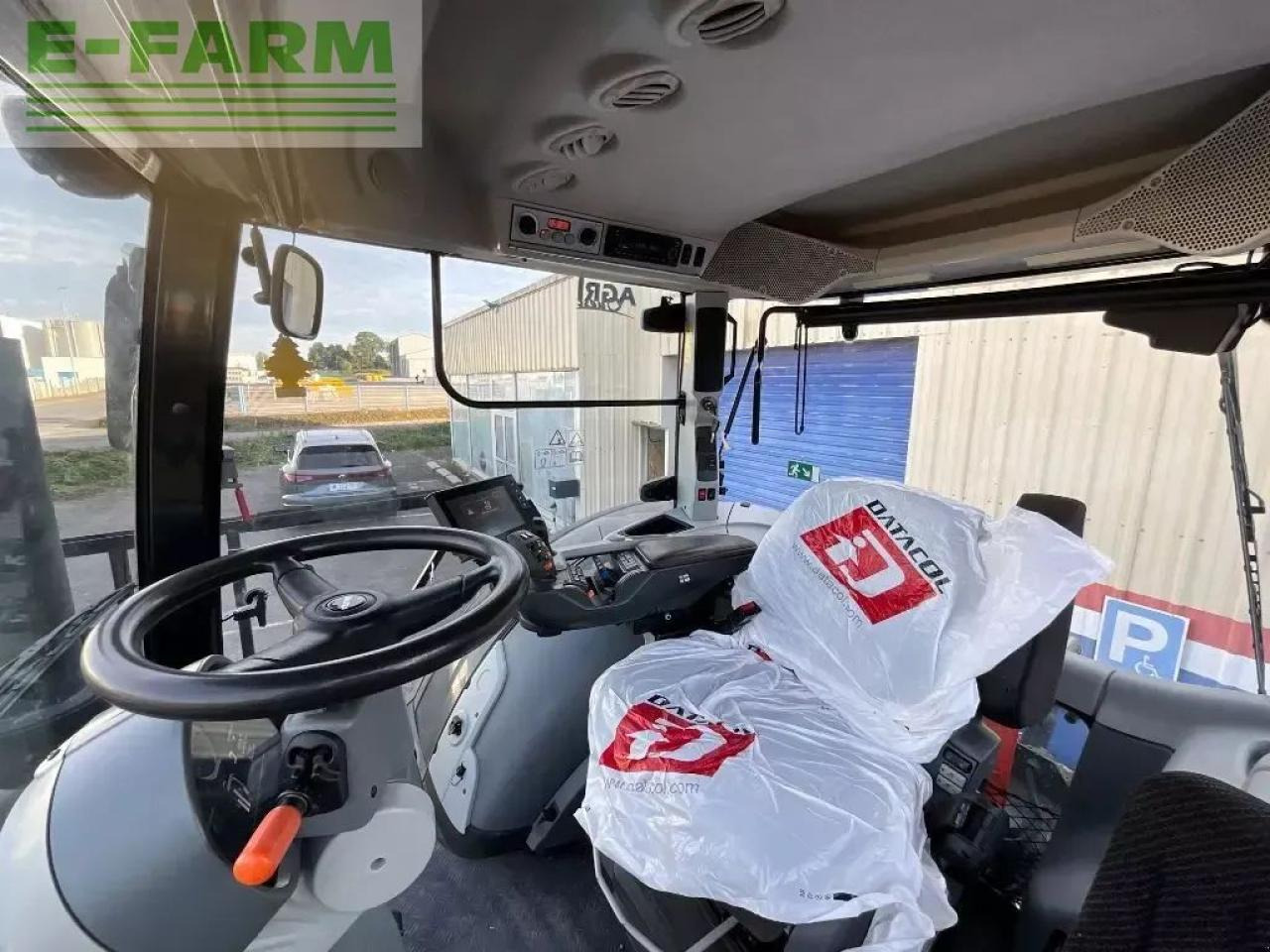 Valtra s324 - Трактор: слика 3 Valtra s324 - Трактор: слика 3