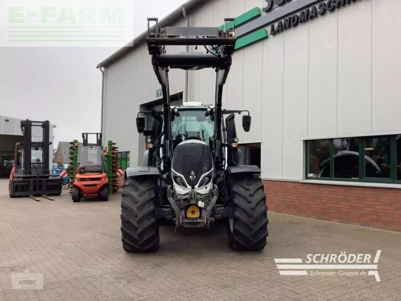 Valtra t 174 ed smarttouch | rtk | unlimited - Трактор: слика 2 Valtra t 174 ed smarttouch | rtk | unlimited - Трактор: слика 2
