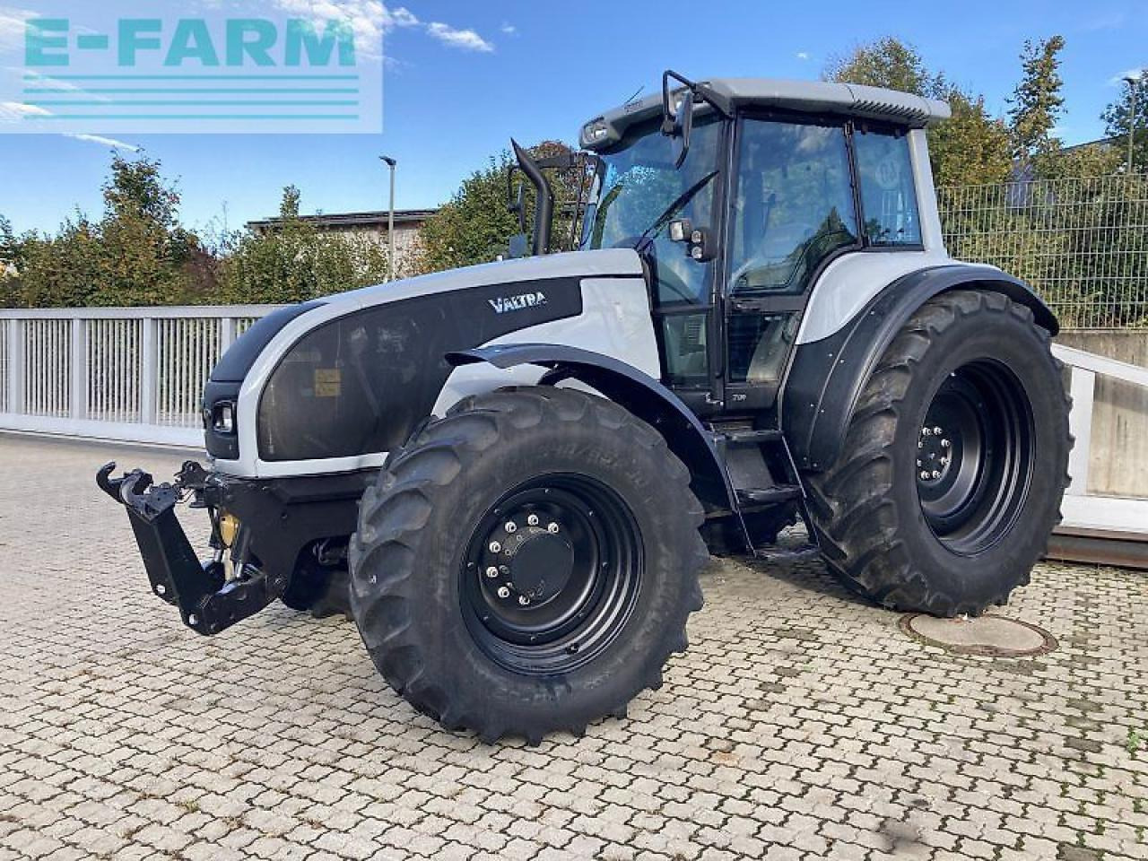 Valtra t170 - Трактор: слика 2 Valtra t170 - Трактор: слика 2
