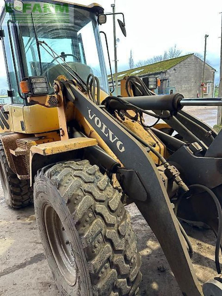 Volvo l30b - Мини багер: слика 5 Volvo l30b - Мини багер: слика 5