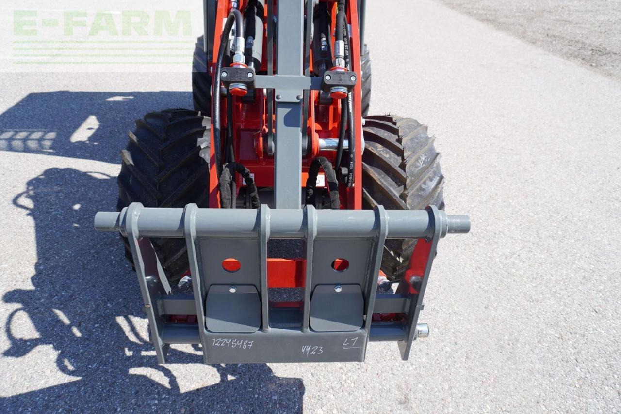Weidemann 1140 light - Мини багер: слика 4 Weidemann 1140 light - Мини багер: слика 4