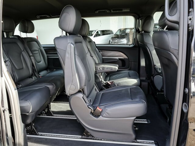 MERCEDES-BENZ EQV 300 Avantgarde Line,lang,7Sitze,2xKlima,LED... - Минибус, Електричен автобус: слика 4 MERCEDES-BENZ EQV 300 Avantgarde Line,lang,7Sitze,2xKlima,LED... - Минибус, Електричен автобус: слика 4