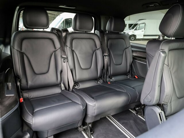 MERCEDES-BENZ EQV 300 Avantgarde,lang,7Sitze,2xSchiebetür,LED... - Патничко комбе, Електрично комбе: слика 3 MERCEDES-BENZ EQV 300 Avantgarde,lang,7Sitze,2xSchiebetür,LED... - Патничко комбе, Електрично комбе: слика 3