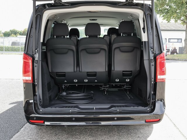 MERCEDES-BENZ EQV 300 lang,7Sitze,2xKlima,2Schiebetür el.,LED - Минибус, Електричен автобус: слика 2 MERCEDES-BENZ EQV 300 lang,7Sitze,2xKlima,2Schiebetür el.,LED - Минибус, Електричен автобус: слика 2