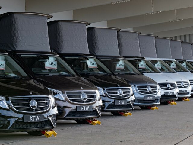 MERCEDES-BENZ EQV 300 lang,7Sitze,2xel.Schiebetür,LED,2xKlima - Минибус, Електричен автобус: слика 5 MERCEDES-BENZ EQV 300 lang,7Sitze,2xel.Schiebetür,LED,2xKlima - Минибус, Електричен автобус: слика 5