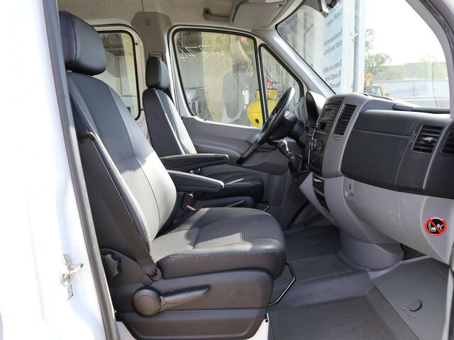 MERCEDES-BENZ Sprinter 316CDI DOKA,Allrad,AHK,TCO,Standhzg. - Комбе со церада, Комби со двојна кабина: слика 2 MERCEDES-BENZ Sprinter 316CDI DOKA,Allrad,AHK,TCO,Standhzg. - Комбе со церада, Комби со двојна кабина: слика 2