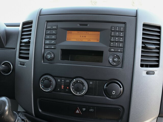 MERCEDES-BENZ Sprinter 316CDI DOKA,Allrad,AHK,TCO,Standhzg. - Комбе со церада, Комби со двојна кабина: слика 5 MERCEDES-BENZ Sprinter 316CDI DOKA,Allrad,AHK,TCO,Standhzg. - Комбе со церада, Комби со двојна кабина: слика 5