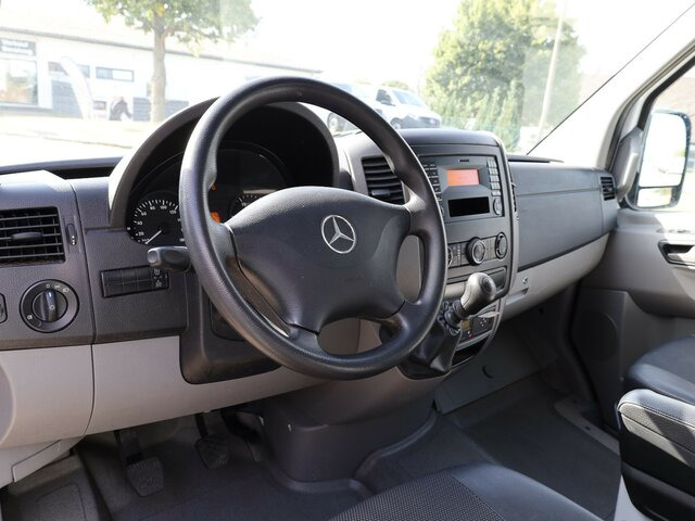 MERCEDES-BENZ Sprinter 316CDI DOKA,Allrad,AHK,TCO,Standhzg. - Комбе со церада, Комби со двојна кабина: слика 4 MERCEDES-BENZ Sprinter 316CDI DOKA,Allrad,AHK,TCO,Standhzg. - Комбе со церада, Комби со двојна кабина: слика 4