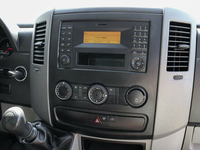 MERCEDES-BENZ Sprinter 316CDI DOKA,Allrad,Klima,Standhzg.... - Комбе со отворен сандак, Комби со двојна кабина: слика 5 MERCEDES-BENZ Sprinter 316CDI DOKA,Allrad,Klima,Standhzg.... - Комбе со отворен сандак, Комби со двојна кабина: слика 5