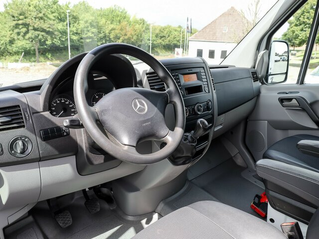 MERCEDES-BENZ Sprinter 316CDI DOKA,Allrad,Klima,Standhzg. - Комбе со церада, Комби со двојна кабина: слика 4 MERCEDES-BENZ Sprinter 316CDI DOKA,Allrad,Klima,Standhzg. - Комбе со церада, Комби со двојна кабина: слика 4