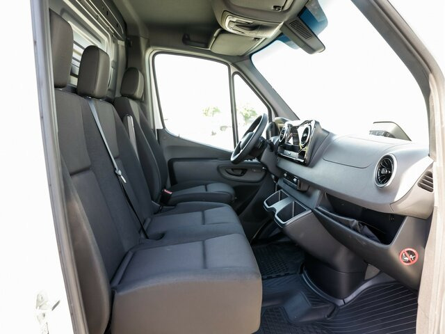 MERCEDES-BENZ Sprinter 317 CDI,3665mm,Automatik,Kamera - Товарно комбе: слика 3 MERCEDES-BENZ Sprinter 317 CDI,3665mm,Automatik,Kamera - Товарно комбе: слика 3