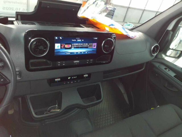 MERCEDES-BENZ Sprinter 317 CDI,3665mm,Automatik,Kamera... - Товарно комбе: слика 5 MERCEDES-BENZ Sprinter 317 CDI,3665mm,Automatik,Kamera... - Товарно комбе: слика 5