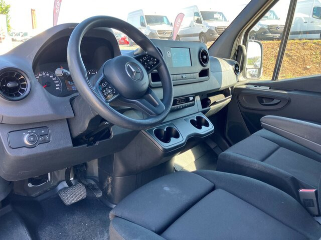 MERCEDES-BENZ Sprinter 317 Maxi,9GTronic,AHK3,5To,TCO - Товарно комбе: слика 4 MERCEDES-BENZ Sprinter 317 Maxi,9GTronic,AHK3,5To,TCO - Товарно комбе: слика 4