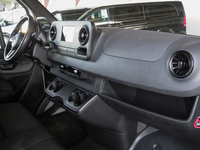 MERCEDES-BENZ Sprinter 317 Maxi,9GTronic,AHK3,5To,TCO - Товарно комбе: слика 3 MERCEDES-BENZ Sprinter 317 Maxi,9GTronic,AHK3,5To,TCO - Товарно комбе: слика 3