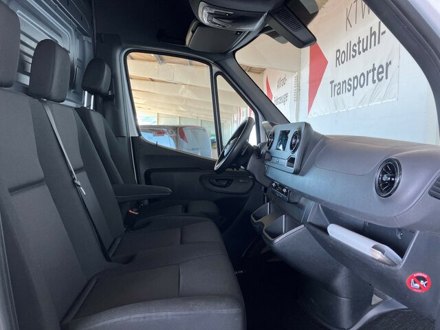 MERCEDES-BENZ Sprinter 317 Maxi,9GTronic,MBUX,Kamera - Товарно комбе: слика 3 MERCEDES-BENZ Sprinter 317 Maxi,9GTronic,MBUX,Kamera - Товарно комбе: слика 3