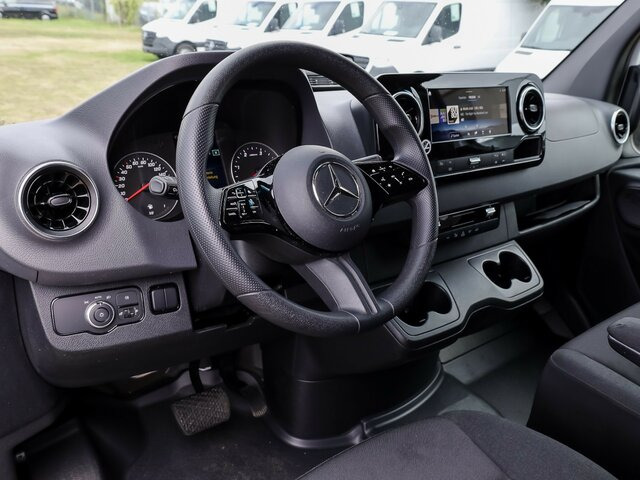 MERCEDES-BENZ Sprinter 317 Maxi,9GTronic,MBUX,Kamera - Товарно комбе: слика 5 MERCEDES-BENZ Sprinter 317 Maxi,9GTronic,MBUX,Kamera - Товарно комбе: слика 5