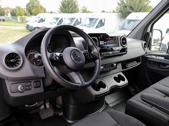 MERCEDES-BENZ Sprinter 317 Maxi,9GTronic,MBUX,Kamera - Товарно комбе: слика 5 MERCEDES-BENZ Sprinter 317 Maxi,9GTronic,MBUX,Kamera - Товарно комбе: слика 5