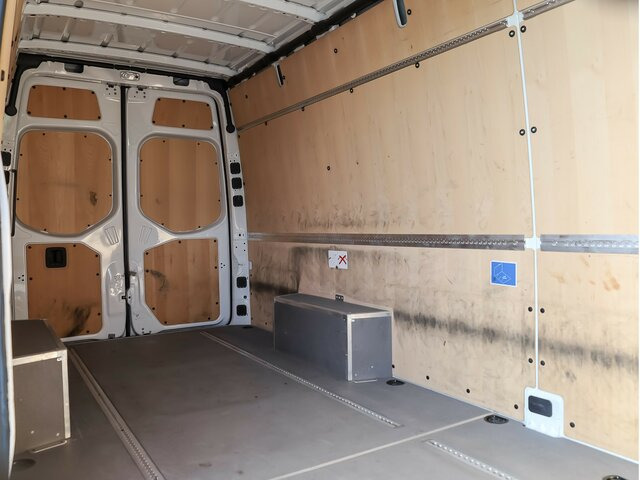 MERCEDES-BENZ Sprinter 317 Maxi,9GTronic,MBUX,Kamera,Navi... - Товарно комбе: слика 2 MERCEDES-BENZ Sprinter 317 Maxi,9GTronic,MBUX,Kamera,Navi... - Товарно комбе: слика 2