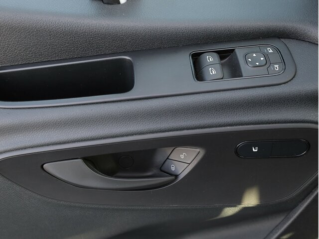 Лизинг на MERCEDES-BENZ Sprinter 317 Maxi,9GTronic,MBUX,Kamera,Navi... MERCEDES-BENZ Sprinter 317 Maxi,9GTronic,MBUX,Kamera,Navi...: слика 7