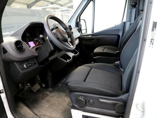 MERCEDES-BENZ Sprinter 319CDI DOKA,Allrad,Automatik,LED... - Комбе со церада, Комби со двојна кабина: слика 2 MERCEDES-BENZ Sprinter 319CDI DOKA,Allrad,Automatik,LED... - Комбе со церада, Комби со двојна кабина: слика 2