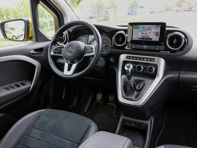 MERCEDES-BENZ T 180 Progressive,AHK,LED,Navi,Kamera,Tempomat - Патничко комбе: слика 3 MERCEDES-BENZ T 180 Progressive,AHK,LED,Navi,Kamera,Tempomat - Патничко комбе: слика 3