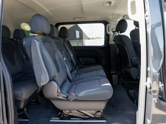 MERCEDES-BENZ V 220 d STYLE kompakt,8Sitzer,Standheizung,AHK - Патничко комбе: слика 2 MERCEDES-BENZ V 220 d STYLE kompakt,8Sitzer,Standheizung,AHK - Патничко комбе: слика 2