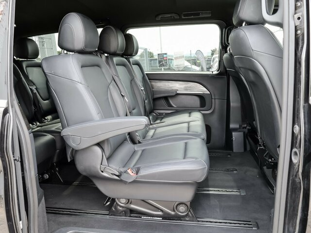 MERCEDES-BENZ V 300 Avantgarde Extralang,Allrad,2Schiebetüren - Минибус, Патничко комбе: слика 4 MERCEDES-BENZ V 300 Avantgarde Extralang,Allrad,2Schiebetüren - Минибус, Патничко комбе: слика 4