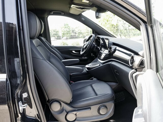 MERCEDES-BENZ V 300 Avantgarde Extralang,Allrad,2Schiebetüren - Минибус, Патничко комбе: слика 3 MERCEDES-BENZ V 300 Avantgarde Extralang,Allrad,2Schiebetüren - Минибус, Патничко комбе: слика 3